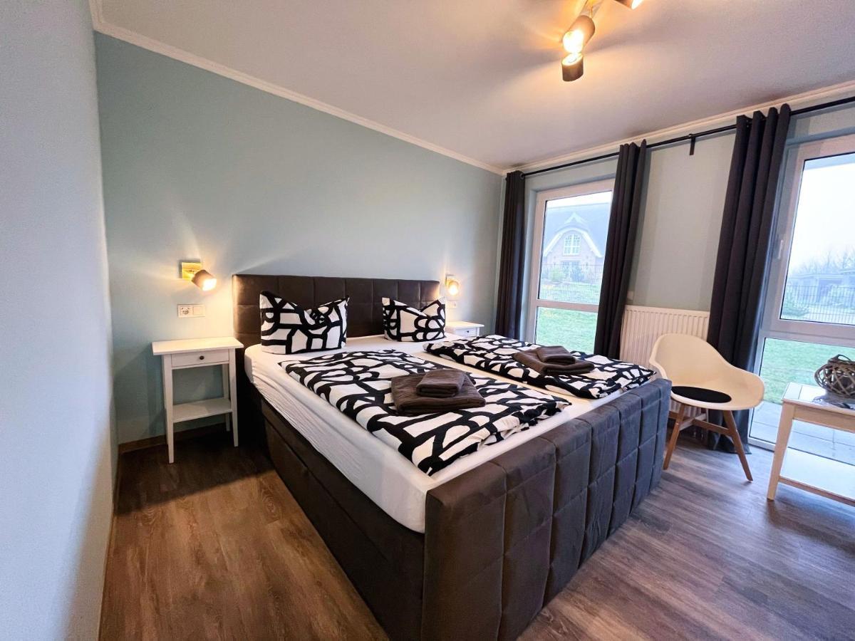 F-1010 Strandhaus Moenchgut Bed&Breakfast Dz 27 Terrasse, Strandnah, Inkl Fruehstueck Lobbe Esterno foto